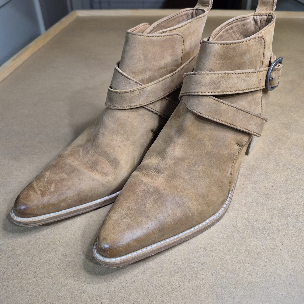 Free People Tan Leather Ankle Boots 961/2541